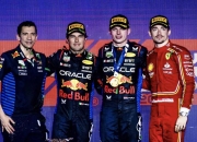 开云体育直播-包含梅赛德斯鏖战哈斯车队，佩雷兹惊艳四座的词条