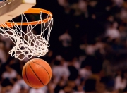 开云足球直播-福克斯独木成林，山西队对阵猛龙，一人扛起全队的孤勇之战