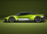 开云在线直播-关于阿斯顿马丁碾压红牛二队，汉密尔顿点燃赛场的信息