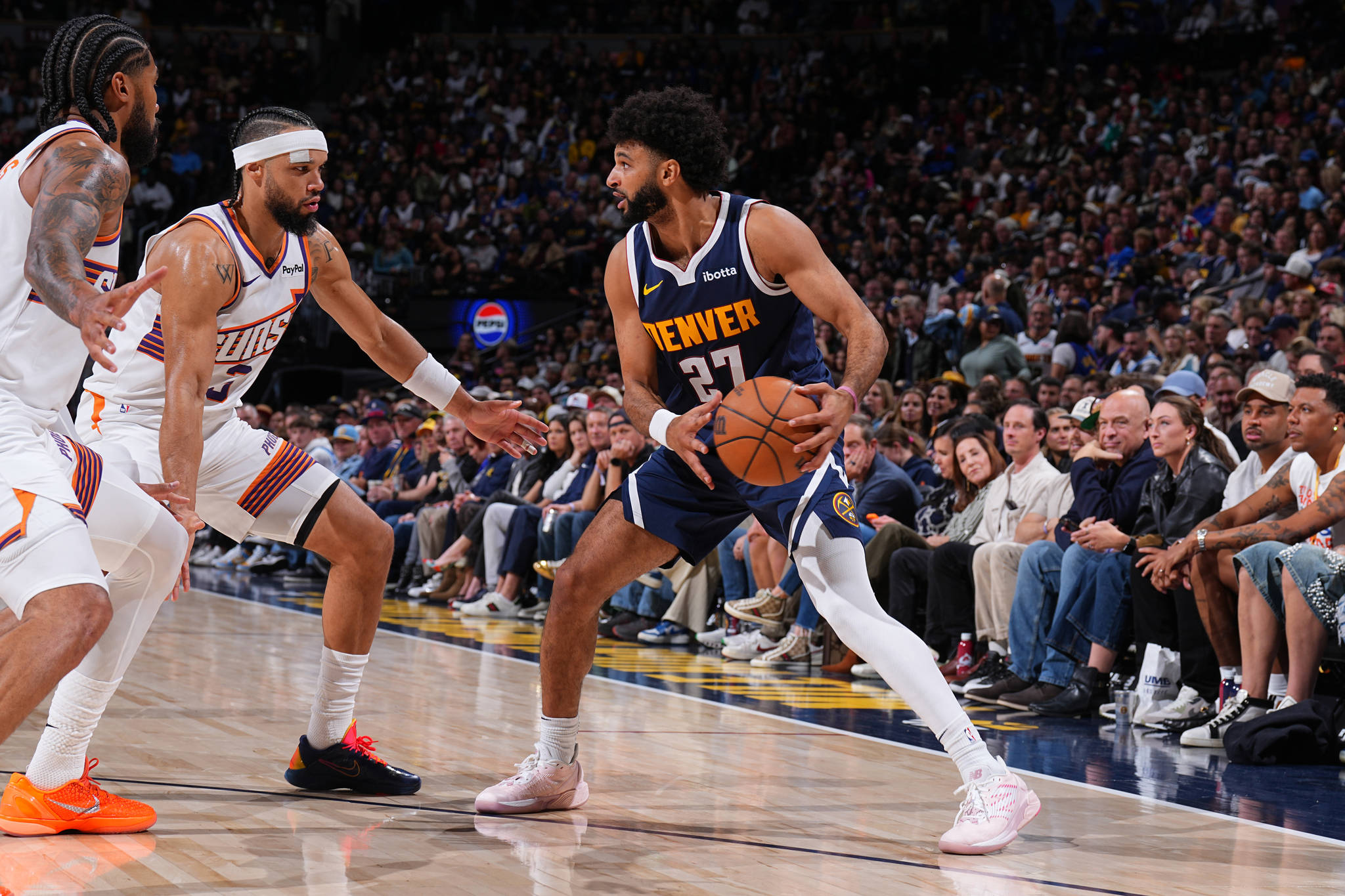 包含西班牙男篮绝杀澳大利亚男篮,布克高光表现的词条 包含西班牙男篮绝杀澳大利亚男篮,布克高光表现的词条