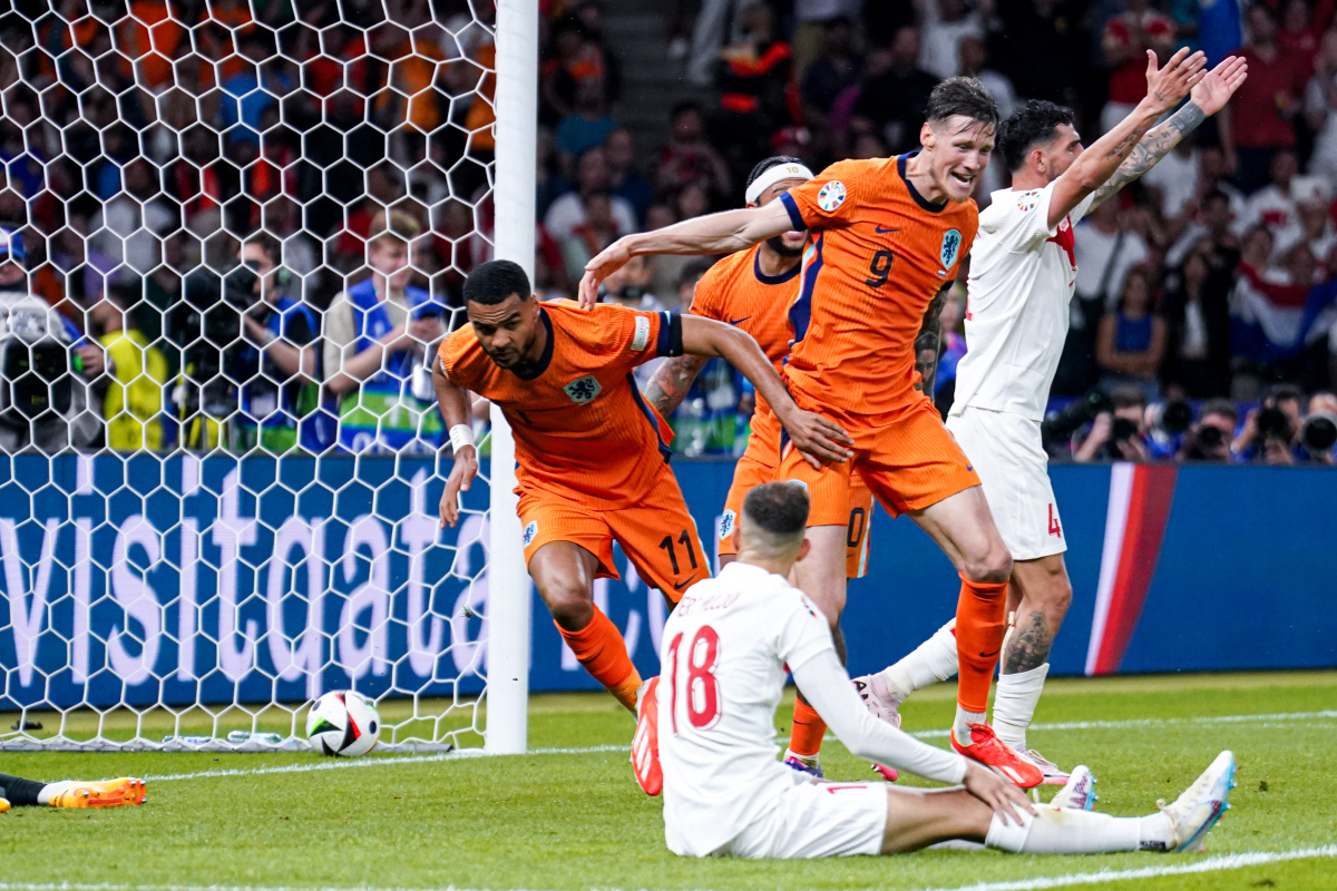 顶级豪门对碰，欧洲足球赛场酣畅淋漓的简单介绍