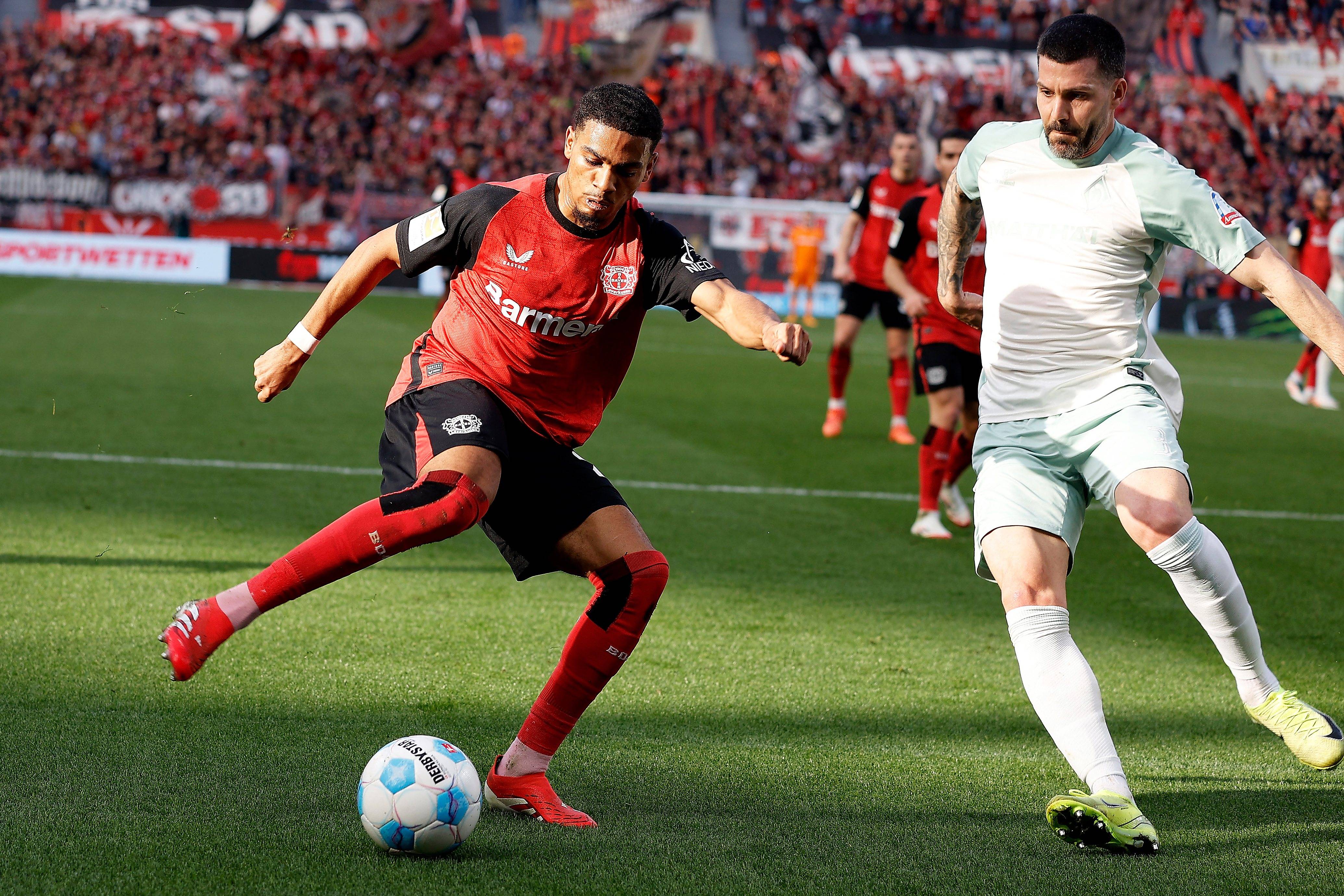 沃尔夫斯堡击败不莱梅，力保中游位置的简单介绍