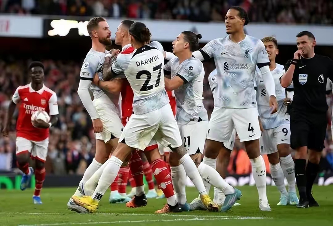 卢卡队士气高涨,同心协力拼搏的简单介绍 卢卡队士气高涨,同心协力拼搏的简单介绍