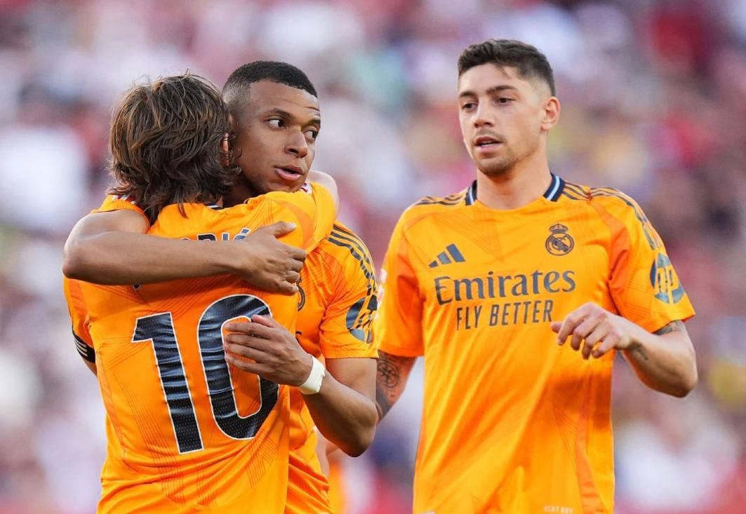 包含德国完胜塞维利亚,姆巴佩关键制胜的词条 包含德国完胜塞维利亚,姆巴佩关键制胜的词条