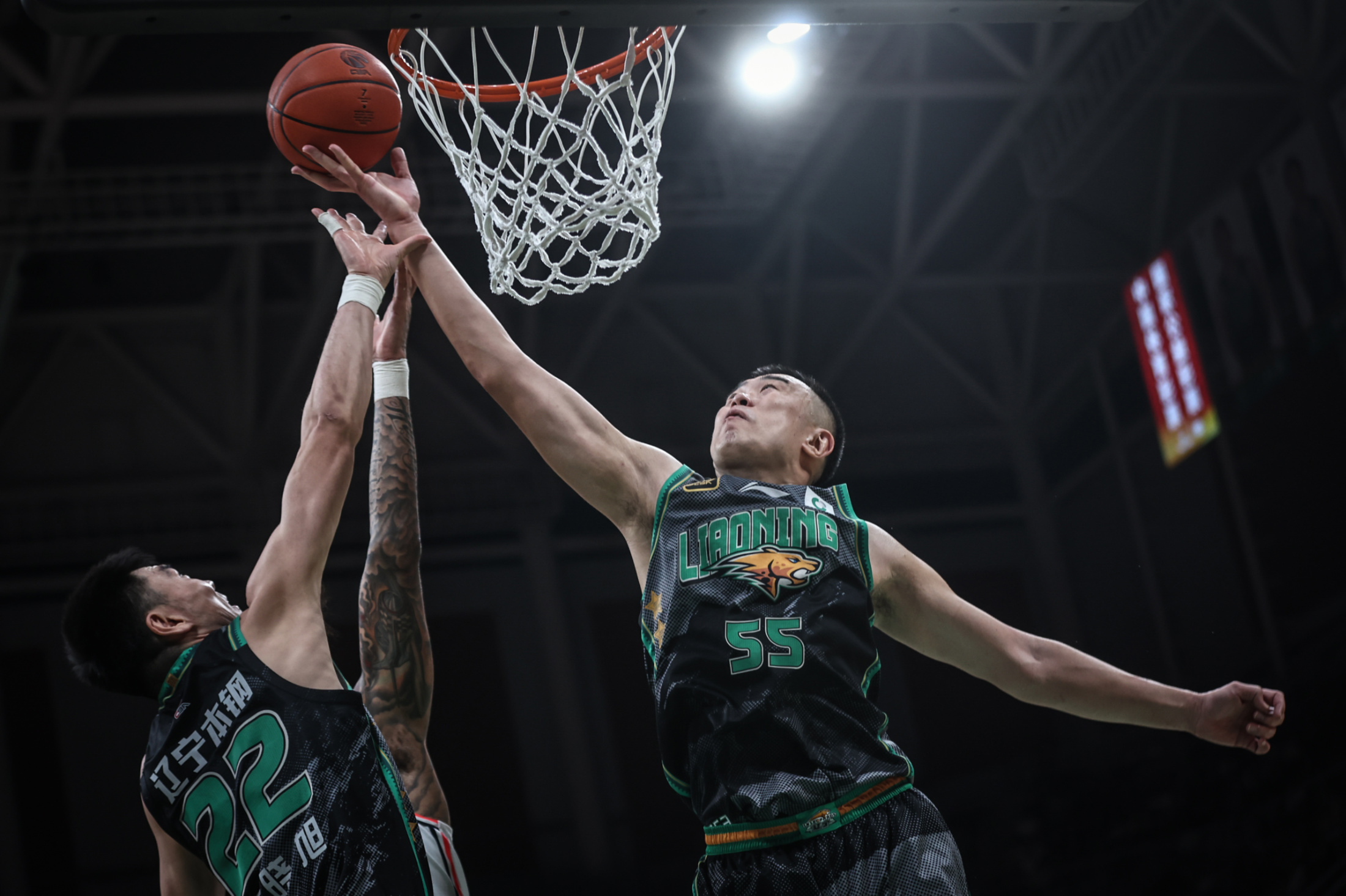 菲律宾男篮爆冷西班牙男篮，恩比德绝境逆转的简单介绍