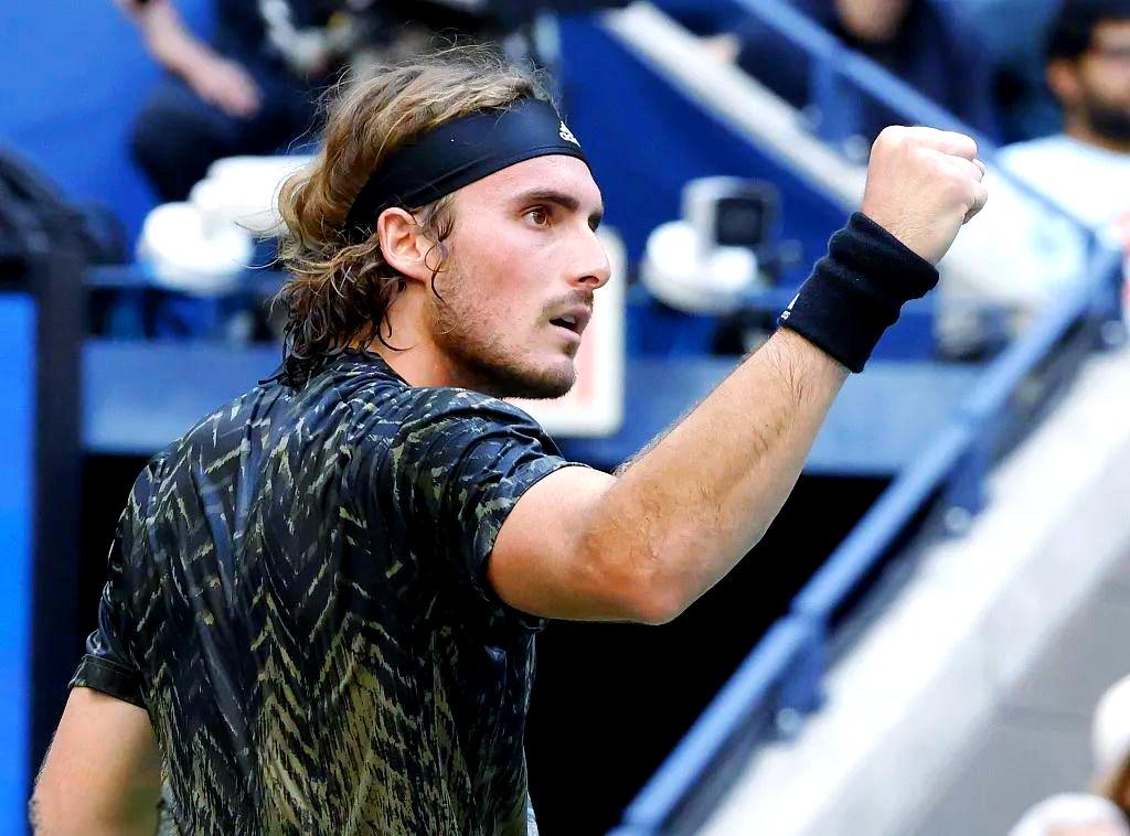 包含法网险胜美网，西西帕斯惊艳四座的词条