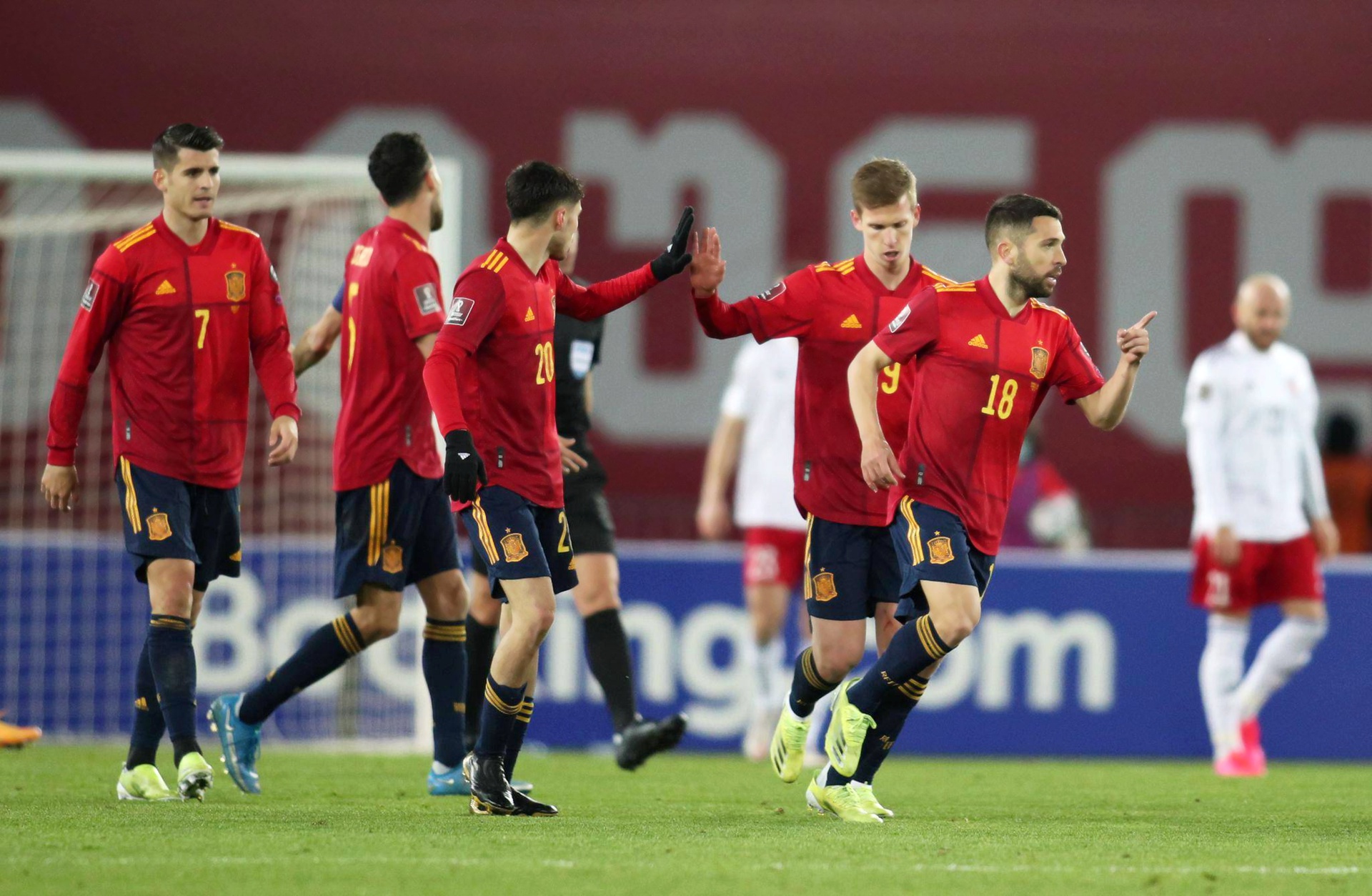 包含西班牙血洗克罗地亚，格列兹曼制霸全场的词条