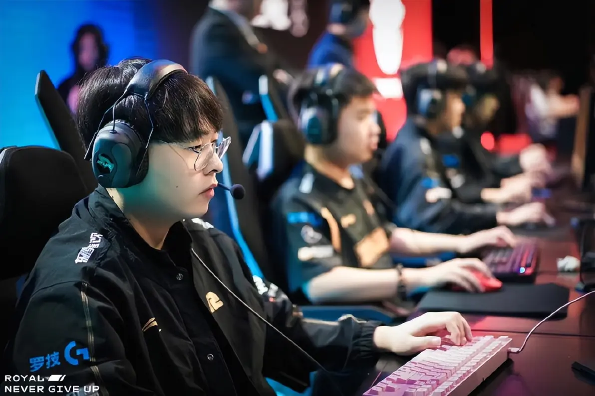 关于RNG横扫JDG,Scout惊艳世界的信息 关于RNG横扫JDG,Scout惊艳世界的信息