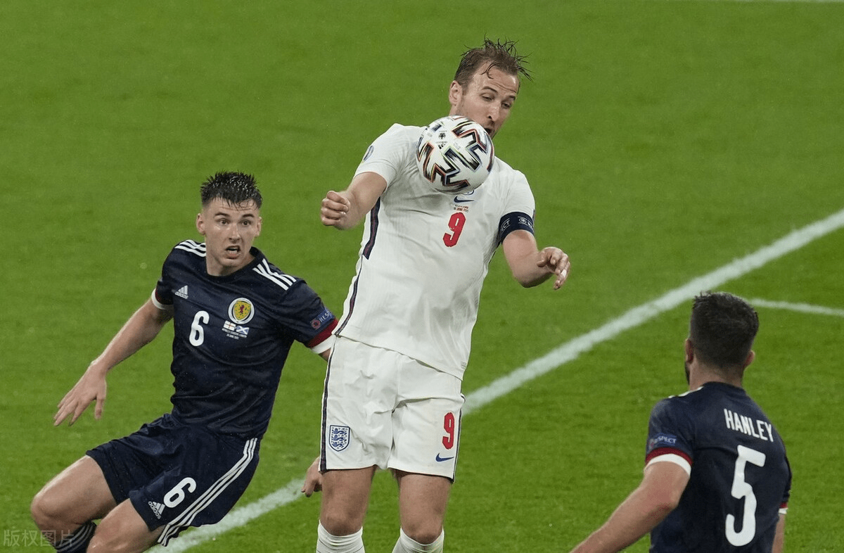 英格兰羽毛球队爆冷日本羽毛球队，陶菲克高光表现的简单介绍