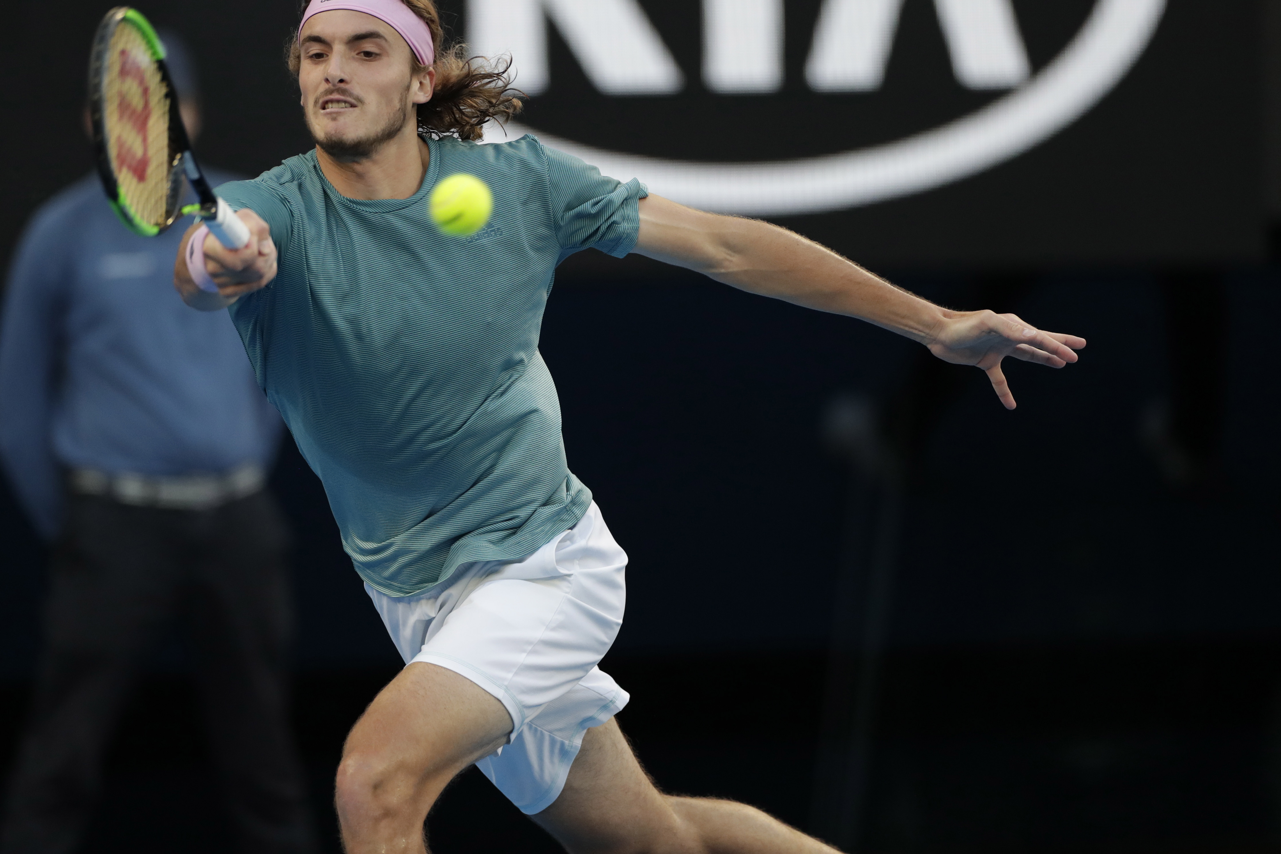 澳网轻取美网，西西帕斯高光表现