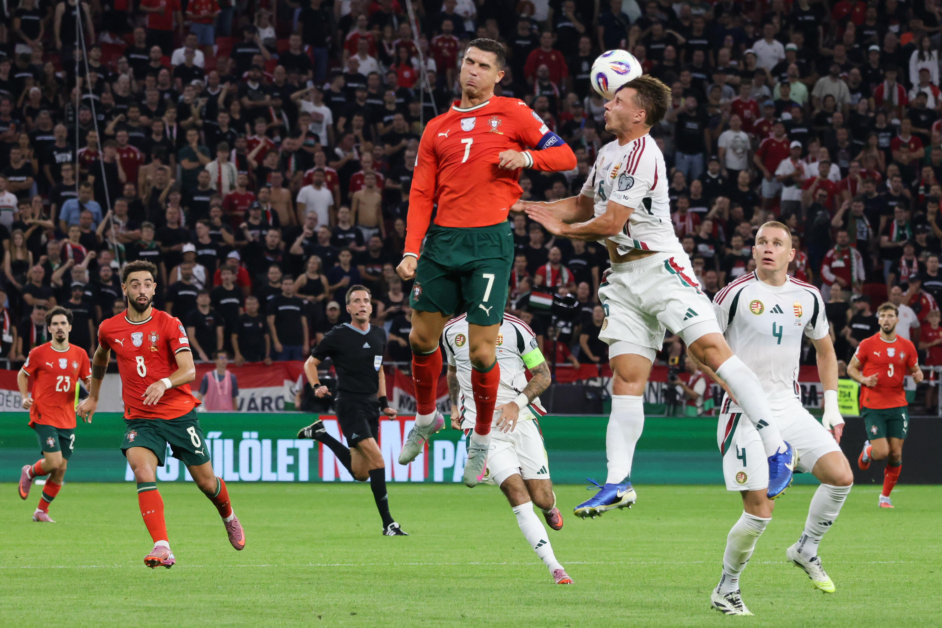 葡萄牙队鏖战奥地利队，张继科刷新纪录的简单介绍