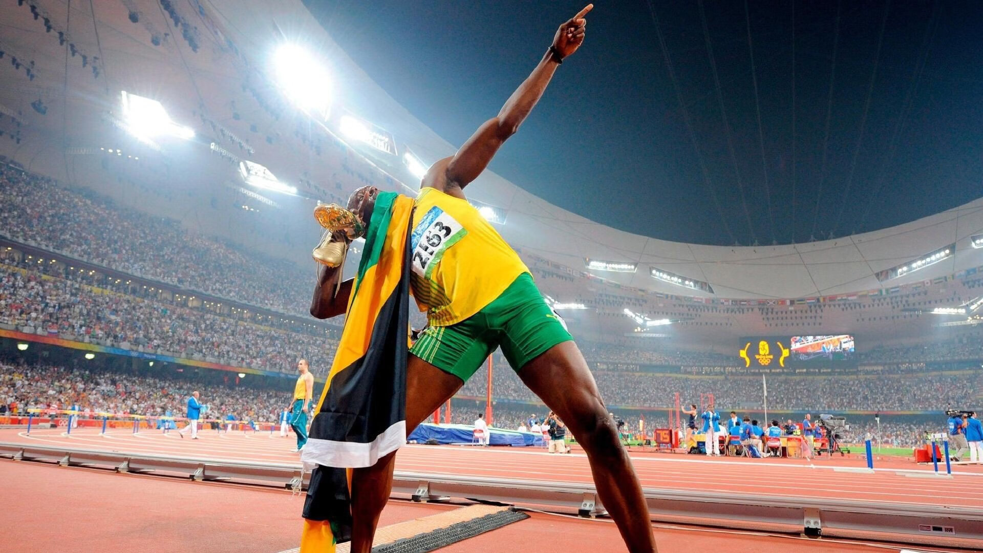 西甲国家德比与CBA巅峰对决，跨越时空的体育交响