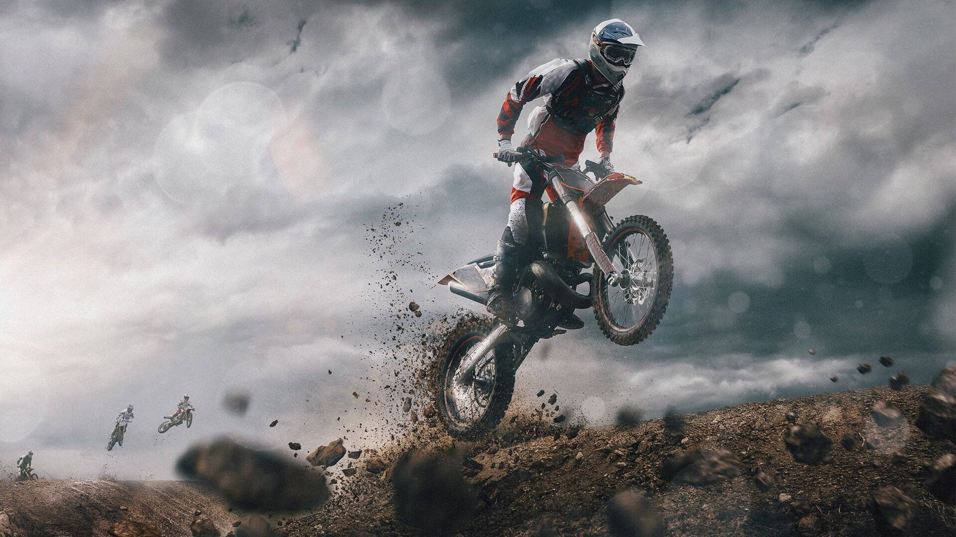 欧冠决赛之夜，布克连续得分拉开差距